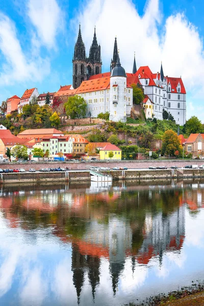 Albrechtsburg城堡和Elbe河上的大教堂的美丽景色 Meissen Saxony Germany Europe — 图库照片