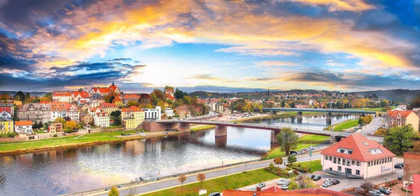 Elbe Nehri Ndeki Meissen Kasabasının Şehir Manzarasında Muhteşem Bir Günbatımı — Stok fotoğraf