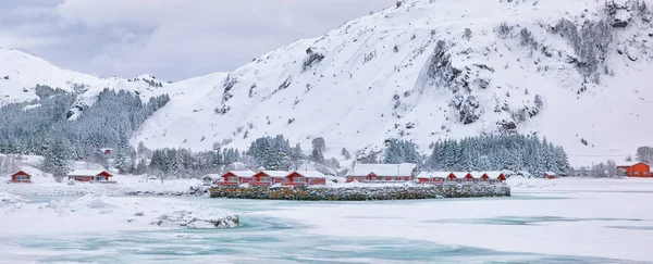 Escena Invierno Con Casas Tradicionales Madera Roja Noruega Orilla Del — Foto de Stock