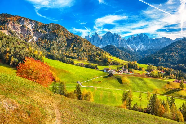 Tolle Herbstszene Des Herrlichen Dorfes Santa Maddalena Den Dolomiten Lage — Stockfoto