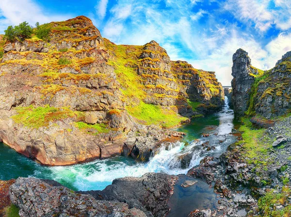 Spektakulär Utsikt Över Kolugljufur Canyon Och Kolufossar Faller Kolugljufur Ravin — Stockfoto