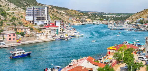 Vue Baie Balaklava Avec Des Yachts Forteresse Génoise Chembalo Dans — Photo