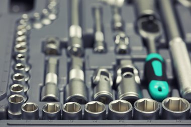 İngiliz anahtarları ve bit kümesi