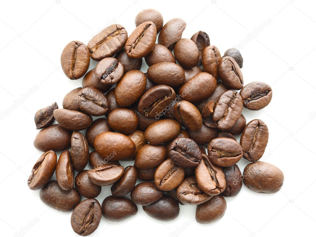 roasted coffee beans isolated