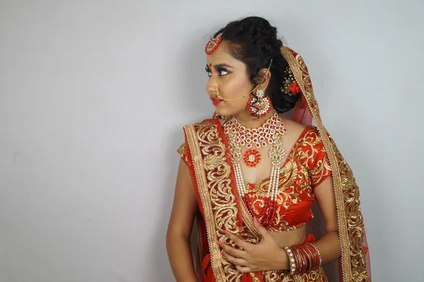 Indian BRIDAL Makeup , Bridal makeup hairstyle , Latest Indian bridal makeup .