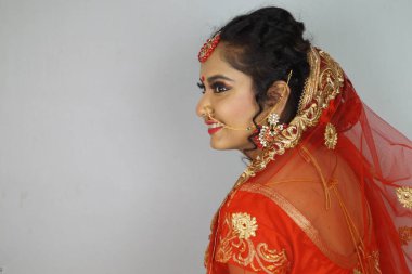 Hint BRIDAL makyajı, gelin makyajı saç stili, son Hint gelinliği makyajı. Düğün makyajı resimleri