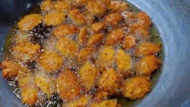 Lezzetli Asya yemeklerinin yakın görüntüsü