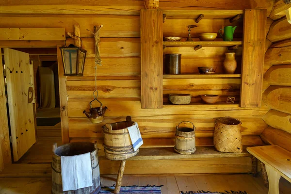 Interno Della Casa Legno Con Oggetti Legno Molto Vecchi Come — Foto Stock