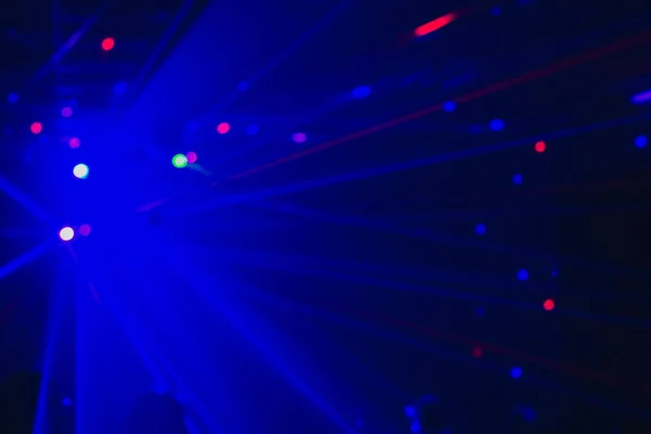 Fondo Borroso Con Luces Láser Azul Una Discoteca Pista Baile —  Fotos de Stock