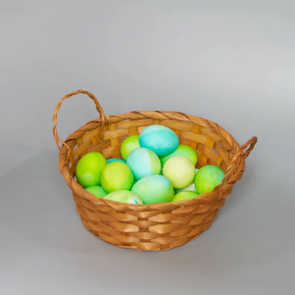 Blue Green Easter Eggs Wicker Basket Spring Holiday Easter — Stock Photo, Image