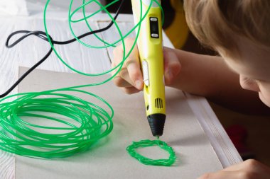 Seksi plastik kalemle 3D çizim, DIY anaokulu çocuğu.