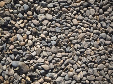 Soyut web pankartı, küçük renkli çakıl taşlarının dokusu.