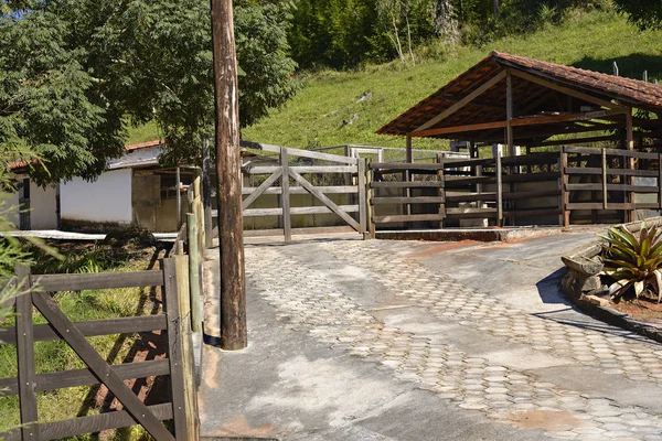 Farm Bullpen - nature — Stock Photo, Image