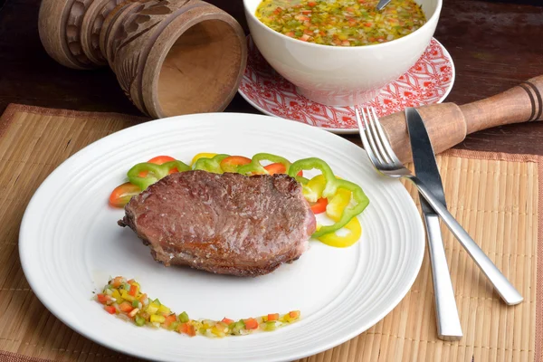 Roast steak with vinaigrette — Stock Photo, Image