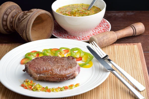 Roast steak with vinaigrette — Stock Photo, Image