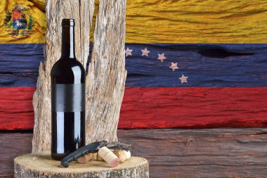 Şişe şarap Venezuela bayrak ile