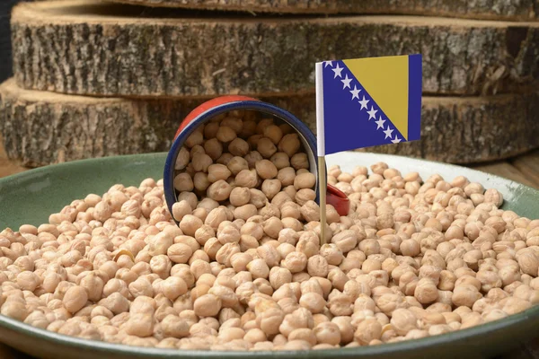 Garbanzos o Garbanzos con Bandera de Bosnia y Herzegovina —  Fotos de Stock