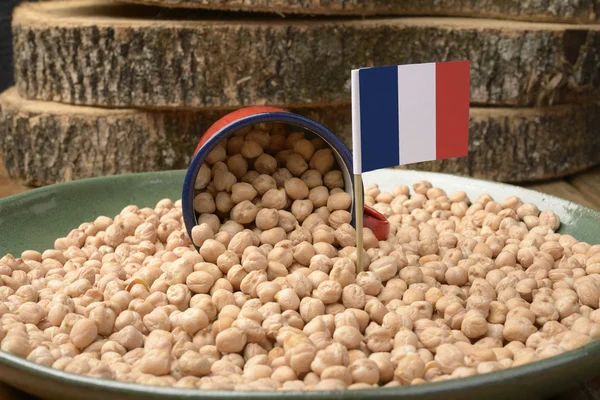 鹰嘴豆或鹰嘴豆与法国国旗 — 图库照片