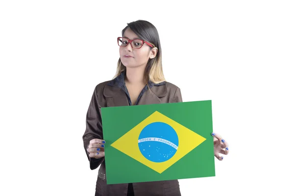 Mujer de negocios sosteniendo la bandera brasileña —  Fotos de Stock