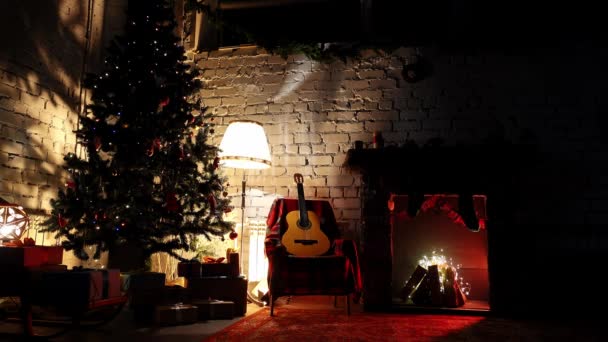 Διαμέρισμα διακοσμημένο για τον εορτασμό των Χριστουγέννων σε βρόχο βίντεο — Αρχείο Βίντεο