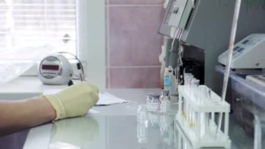 Test tüpleri ile çalışma