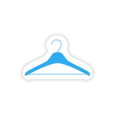 Beyaz arka plan askı üzerinde şık kağıt etiket