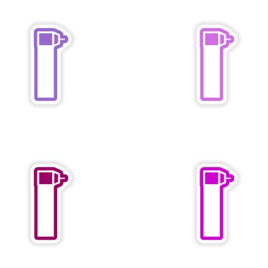Beyaz arka plan diş cihazda kağıt etiketleri kümesi