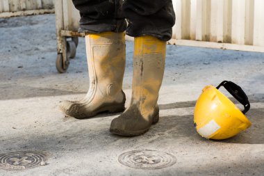 İşçi 's çamurlu botları