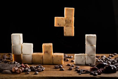 Tetris parçaları gibi kurulan şeker