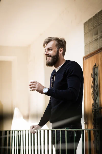 Full beard man is relaxing with the coffee — Stock Photo, Image