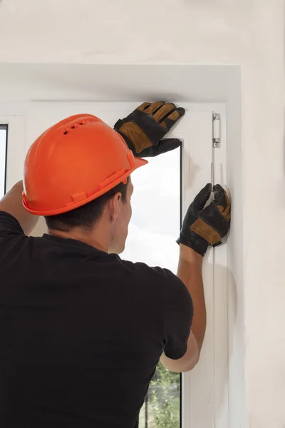 Instalación y reparación de ventanas de plástico —  Fotos de Stock