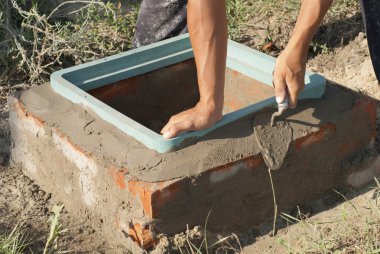 Kanalizasyon menhol yükleme