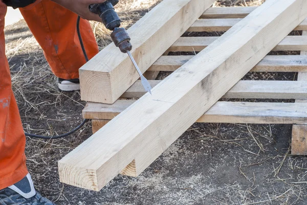 Madera de perforación — Foto de Stock