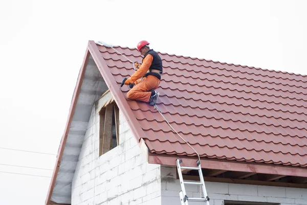 Installation of a roof — Stock Photo, Image