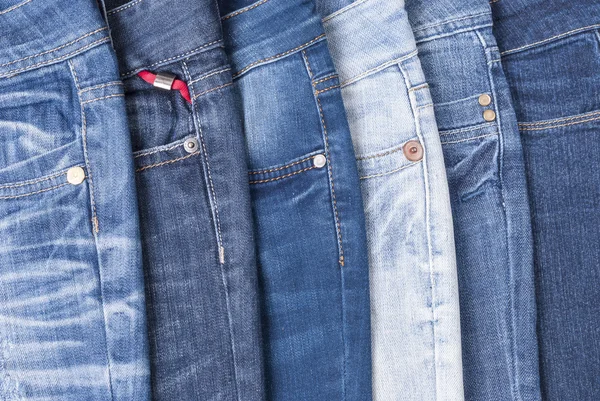 Stapel Jeans — Stockfoto