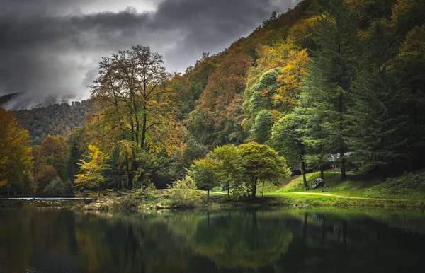 Jezero Podzim Bethmale Francii — Stock fotografie