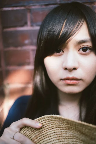 Portrait Une Belle Japonaise Aux Cheveux Longs — Photo