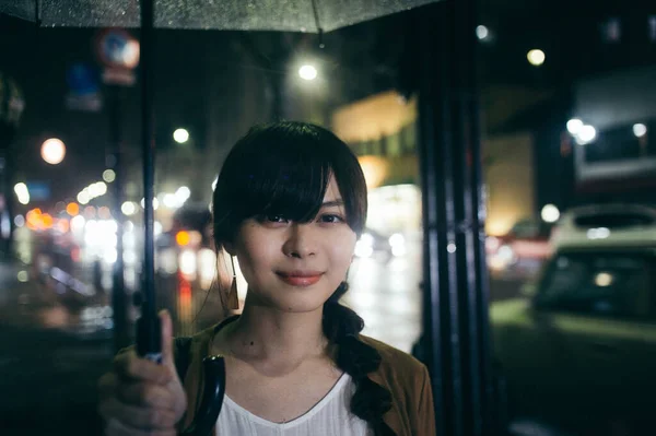 Retrato Uma Bela Mulher Japonesa Com Cabelo Comprido — Fotografia de Stock