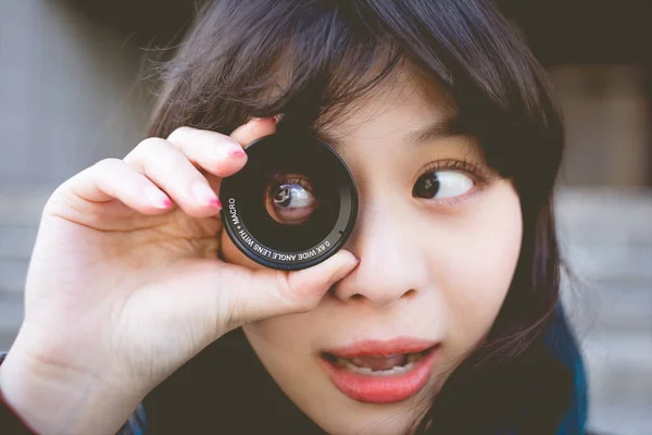 Egy Gyönyörű Japán Portréja Hosszú Hajjal — Stock Fotó