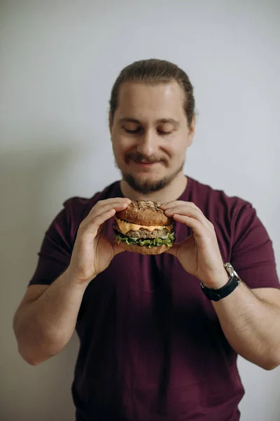 Happy Bearded Man Holding Burger His Hands Happy Guy Going — Stok Foto