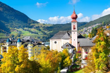 Ortisei Köyü, Val Gardena, Dolomites - Trentino Alto Adige, İtalya
