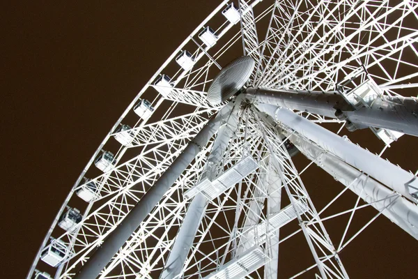 Observation wheel in night