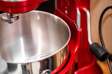 coffee maker with red and white