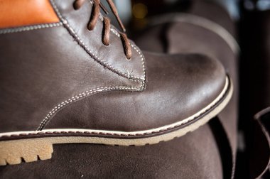 Yüksek kaliteli deri ayakkabılar üreten fabrika.