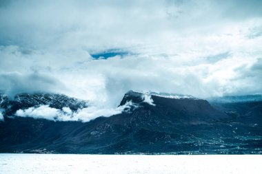 Dağların güzel manzarası