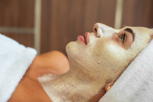 Woman Face Mask Beauty Salon Spa — Stockfoto