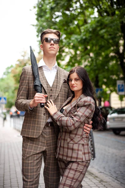 Young Couple Love City — Stock Photo, Image