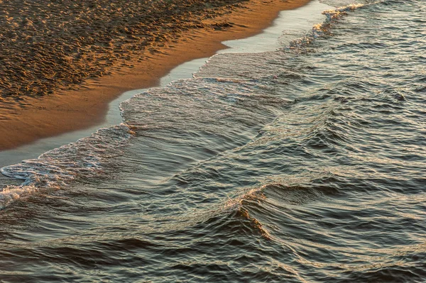 Bellissimo Paesaggio Serale Sul Mare Bello Colore Delle Onde Del — Foto Stock