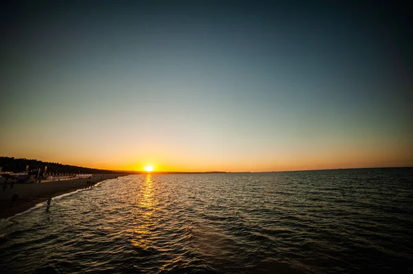 Hermoso Paisaje Noche Mar Hermoso Color Las Olas Cielo —  Fotos de Stock