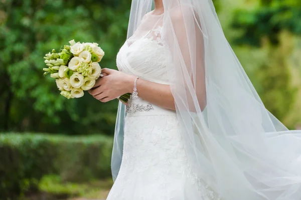 Großer Hochzeitsstrauß. — Stockfoto